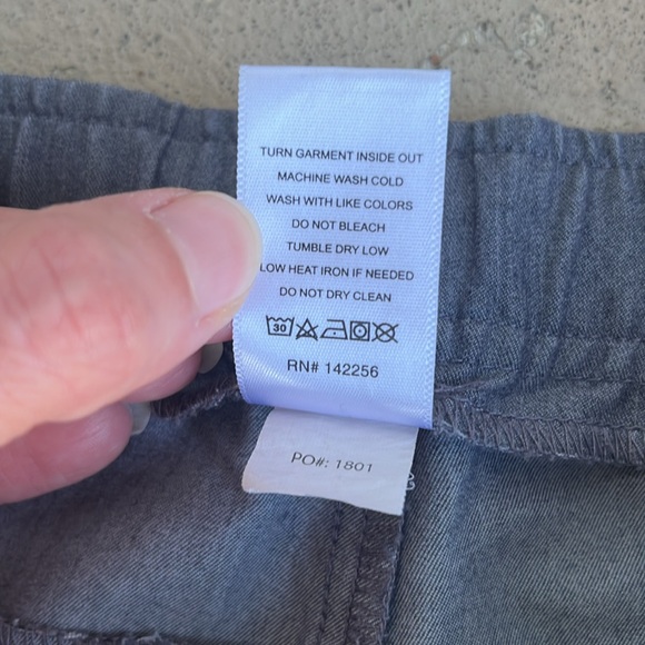 EUC Figs gray scrub bottoms - Picture 6 of 16